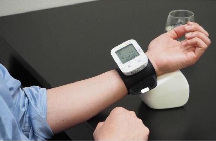 Image du produit Start by iHealth BPw (Tensiomètre au poignet)
