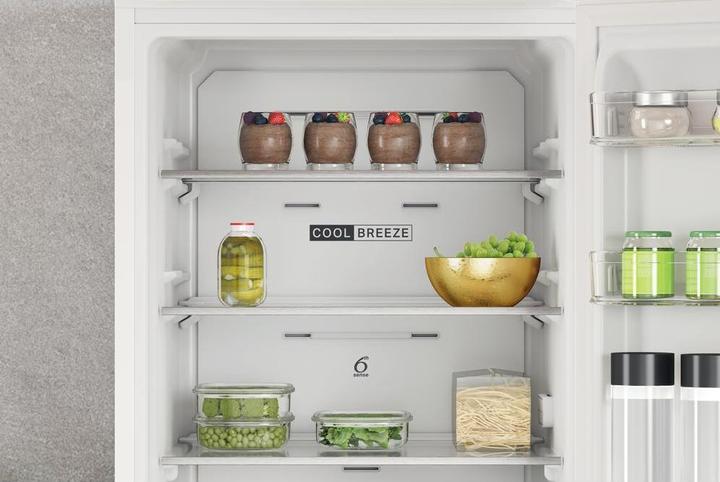 Actual product image Whirlpool W7X 82I W (335 l)
