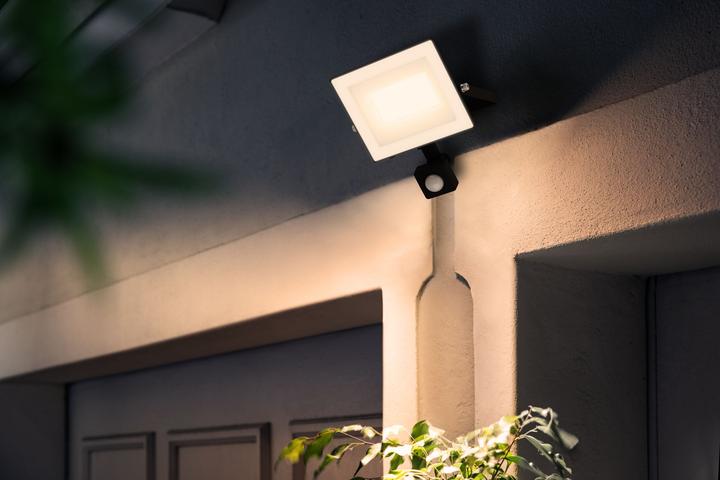 Immagine prodotto Philips Outdoor Flutlicht Lois (2700 lm, IP65)