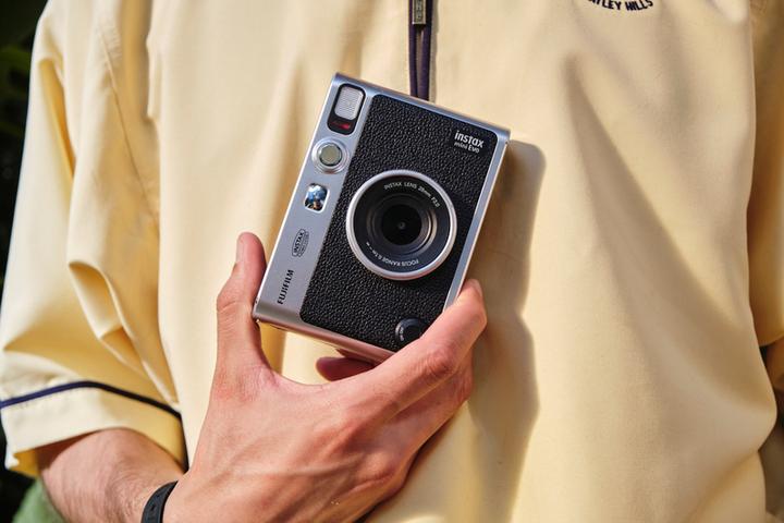 Actual product image Fujifilm Instax Mini Evo