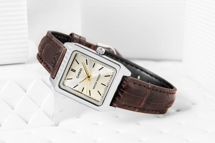 Actual product image Casio Ladies' watch LTP-V007L-9EUDF + BOX