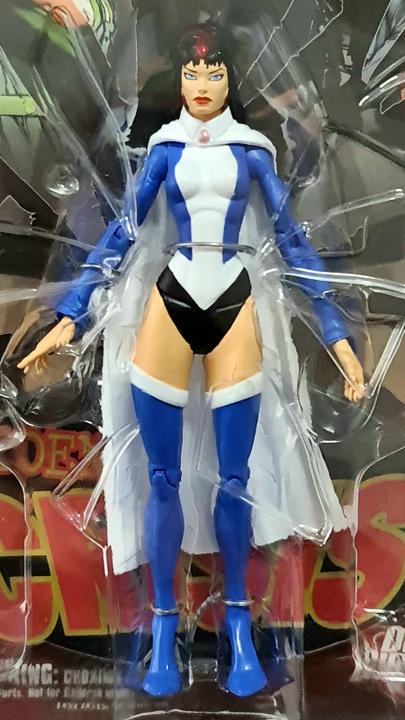 Produktbild DC Direct Identity Crisis Series 1 Actionfigur Zatanna