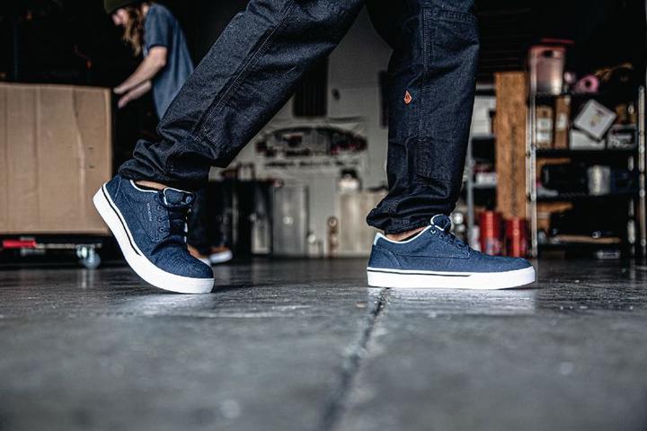 Immagine prodotto Volcom S1P scarpa bassa di sicurezza VM30166S1PS, blu, taglia 42 (S1P, 42)