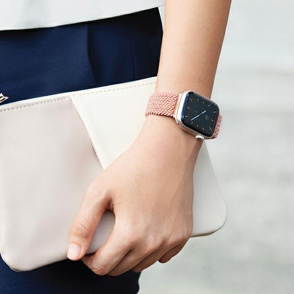 Produktbild Uniq Aspen Bracelet Tresse Apple Watch 40 38mm Rose Raisin (Hochwertiges, dehnbares Gewebe aus Polyestergarnen)