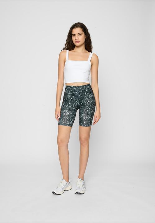 Produktbild Urban Classics Ladies AOP Cycle Shorts 2-Pack (4XL)