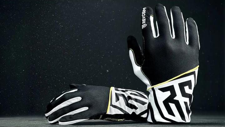 Actual product image Nacon Gaming REVOSIM Pure Racing Gloves (size M) (PC)