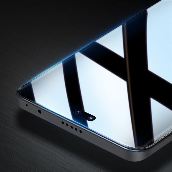 Actual product image Dux Ducis Armoured glass CURVED Honor 200 Pro (1 Piece, Honor 200 Pro)