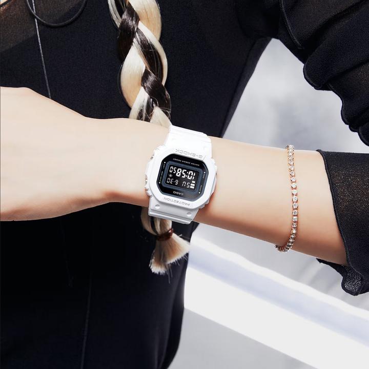Image du produit G-Shock GMD-S5600-7ER (Chronographe, 40 mm)