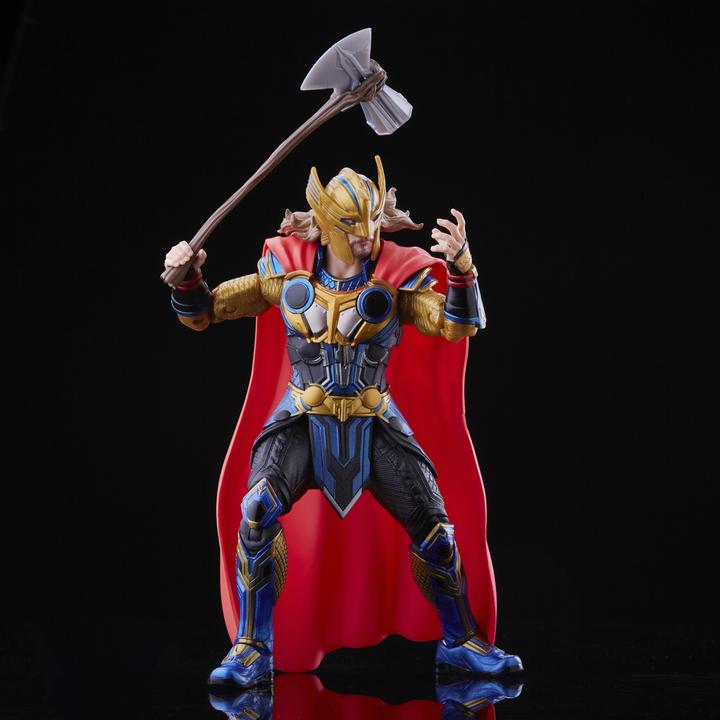 Produktbild Hasbro Marvel Legends Thor: Love and Thunder 15 cm grosse Thor Action-Figur zum Sammeln, 3 Accessoires