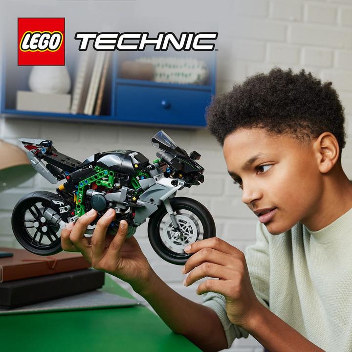 Actual product image LEGO Kawasaki Ninja H2R Motorrad (42170, LEGO Technic)