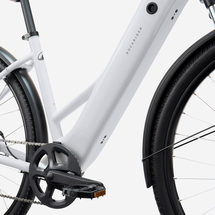 Actual product image Rockrider E-Bike Trekkingrad e-actv 100 niedriger Einstieg perlgrau