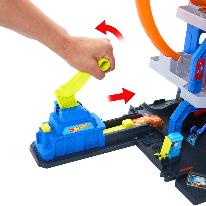 Actual product image Hot Wheels City Mega Garage