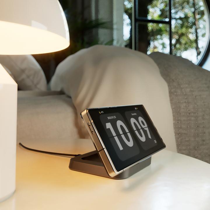 Produktbild Zens 15W Qi, Apple Fast Charge inkl. 18W USB-C PD Ladegerät (15 W)