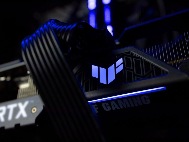 Actual product image Joule Performance eSports RTX4090 I9 (Intel Core i9-13900K, 32 GB, 2000 GB, GeForce RTX 4090)