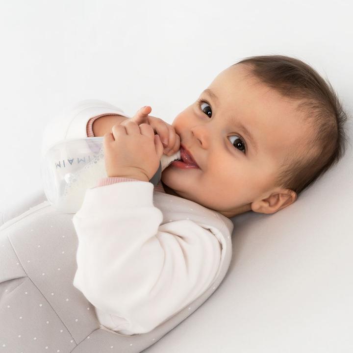 Produktbild MiaMia Babyflaschen 4-tlg. Starter-Set 3 PP-Flaschen inkl. (260 ml)