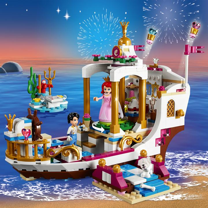 Actual product image LEGO Ariel royal wedding boat (41153, LEGO Disney)