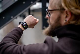 Produktbild Zeblaze Smartwatch Swim - czarny