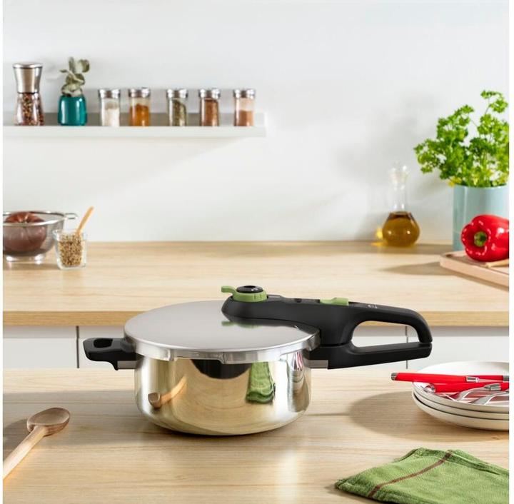 Actual product image Tefal Secure Trendy Pressure Cooker 4 l without basket moringa green (Steam cooker, Stainless steel)