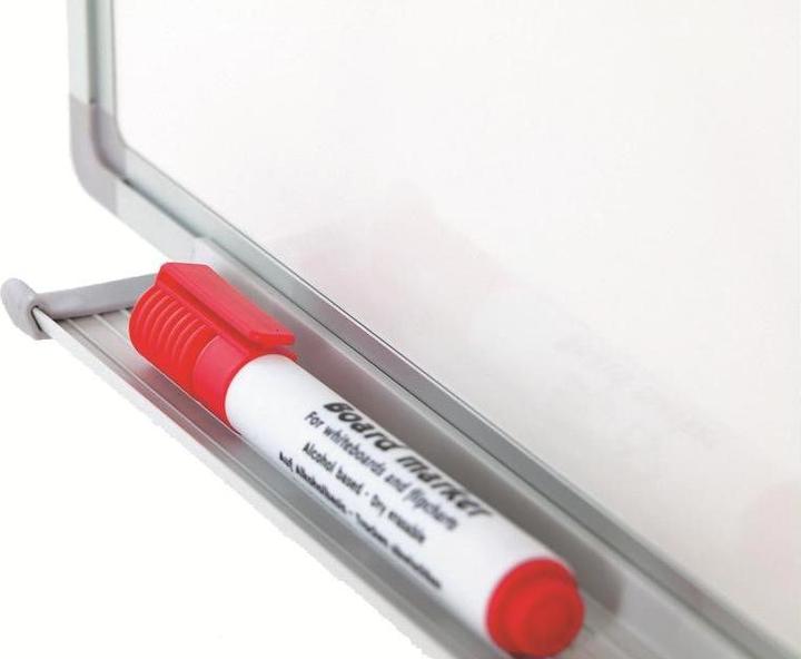 Actual product image Berec Budgetline Magnetic Whiteboard 90 cm x 120 cm, White (4 x 96.5 x 136 cm)
