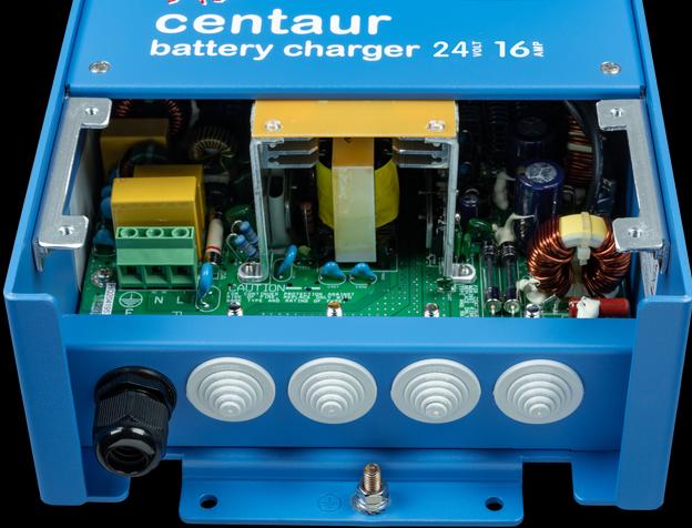 Produktbild Victron Energy Centaur Charger 24/16 (3) (24V, 16 A)