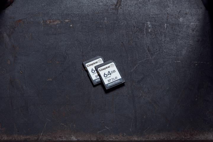 Produktbild Kingston Card Ind. SD +ADP 64GB pSLC (64 GB, SDXC, U3, UHS-I)
