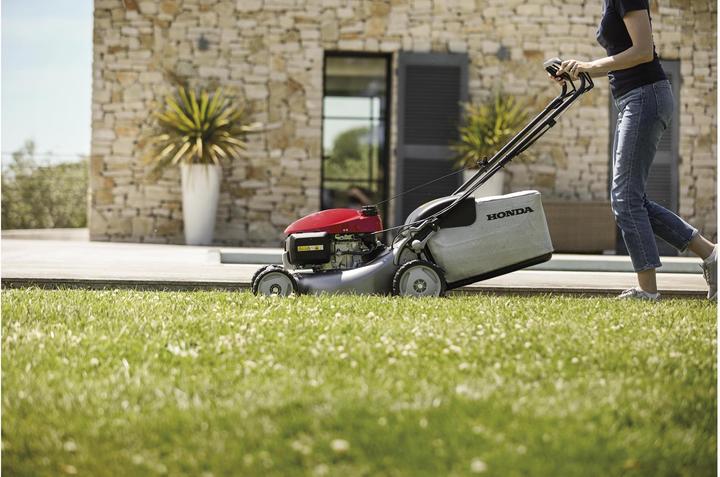 Actual product image Honda Petrol lawn mower HRG 466c SK (Petrol)