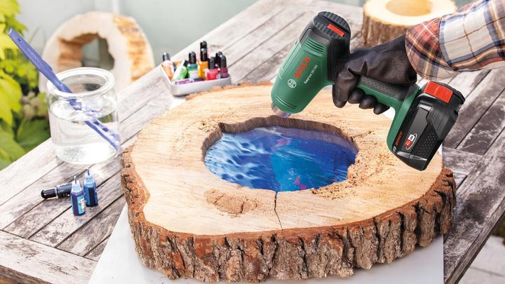 Image du produit Bosch Professional Bosch 18V System cordless heat gun EasyHeat 18V500 with reducer nozzle