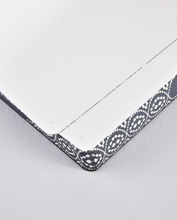 Actual product image Nuuna Beauty (22 x 16.5 cm, Dotted, Soft cover)