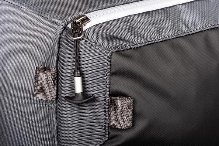 Actual product image Mindshiftgear PhotoCross 15L (Camera shoulder bag, 20 l)