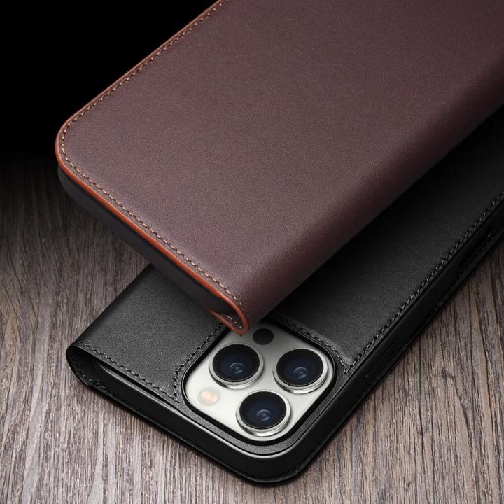 Image du produit QiAlino Fourre Flip cuir véritable mat (Apple iPhone 16)