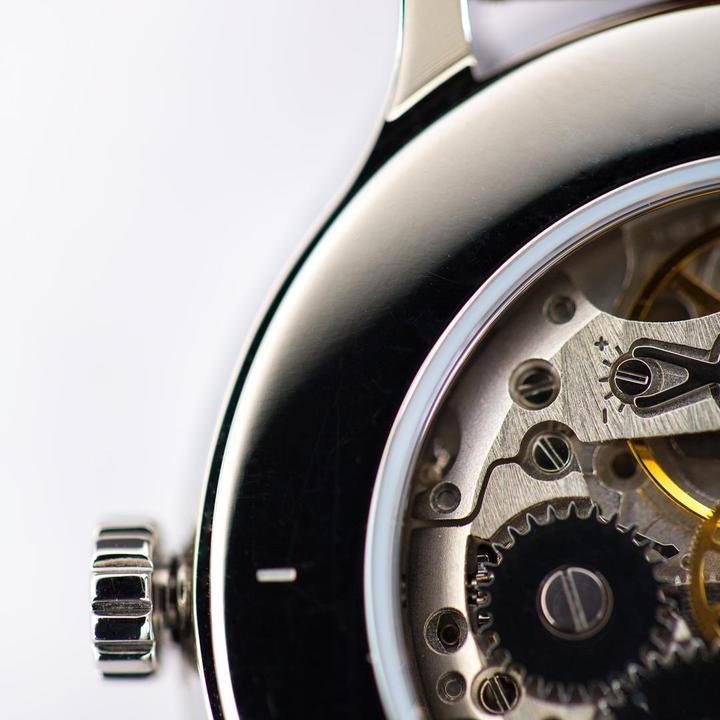 Produktbild Mondaine Helvetica No1 Regular Mechanical (Analoguhr, Swiss Made, 40 mm)