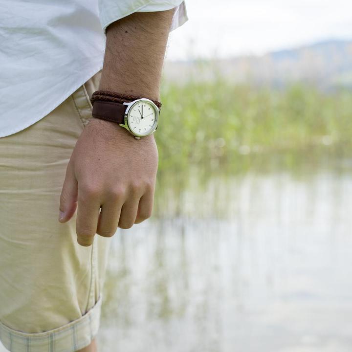 Produktbild Mondaine Helvetica No1 Regular Mechanical (Analoguhr, Swiss Made, 40 mm)