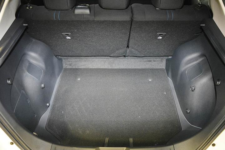 Actual product image Aristar Boot tray for Nissan Leaf from 2018 until today
