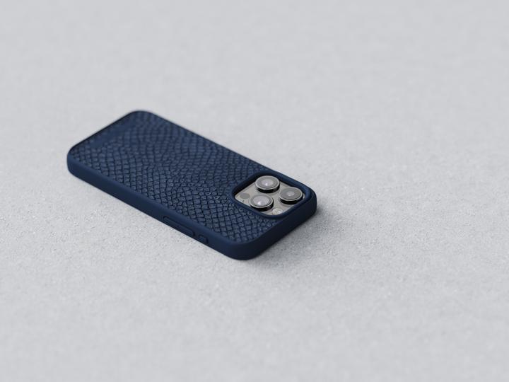 Produktbild Njord Salmon Leather Magsafe Case for iPhone 15 Pro, Blau (Apple iPhone 15 Pro)
