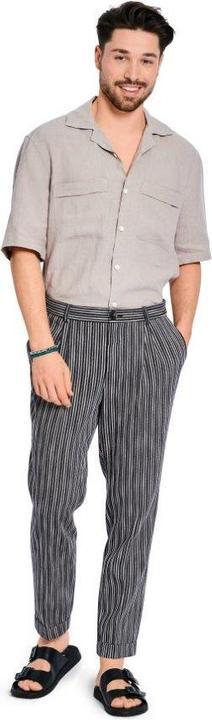 Immagine prodotto Modello, pantaloni