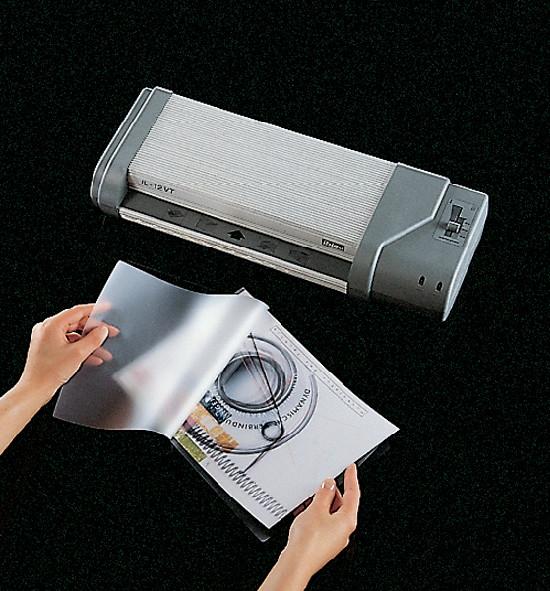 Produktbild GBC Laminierfolien in Premiumqualität (67 x 99 mm, 100 Stück, 125 µm)