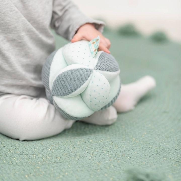 Produktbild Nattou Ball mit Aktivitäten