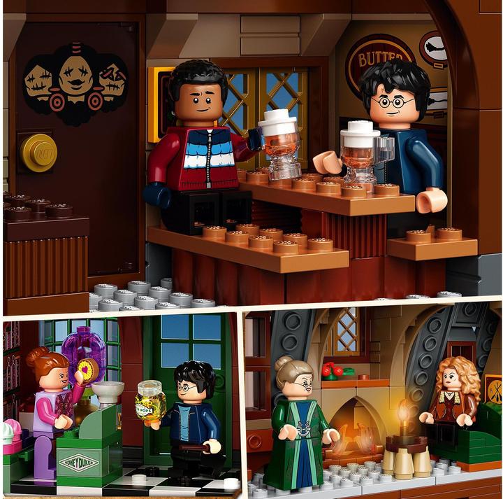 Actual product image LEGO Visit to Hogsmeade (76388, LEGO Harry Potter)