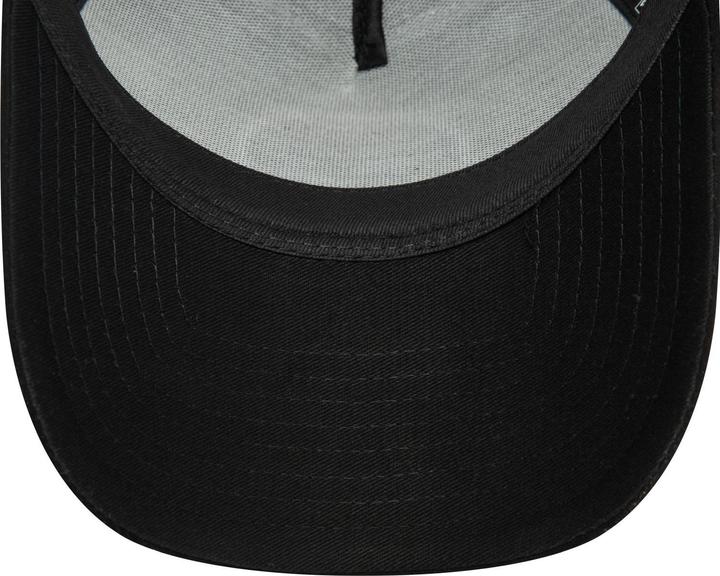 Actual product image New Era A-Frame Mesh Trucker Cap - SUEDE FC Chelsea black