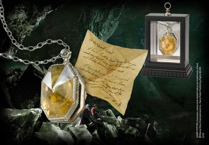 Actual product image Noble Collection Harry Potter Replica Slytherin Locket