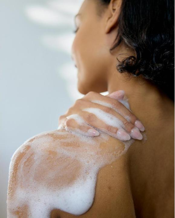 Produktbild NIVEA Pflegedusche Coconut & Jojoba Oil (250 ml)