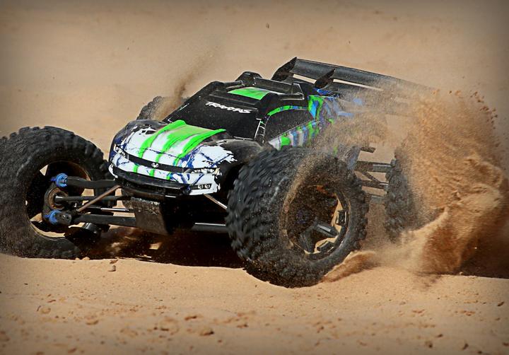 Image du produit Traxxas E-REVO 2.0 VXL TQi 4WD ARTR (Presque prêt à être conduite)