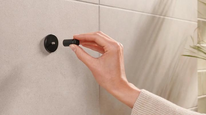 Produktbild tesa MOON WHITE Handtuchhaken inkl. Klebelösung ohne Bohren