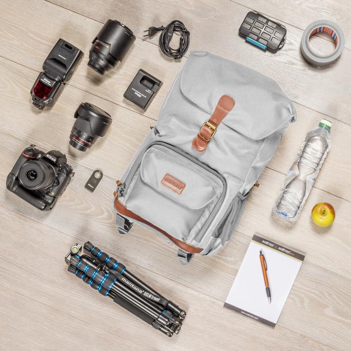 Actual product image mantona Luis junior retro photo backpack (Photo backpack, 14 l)