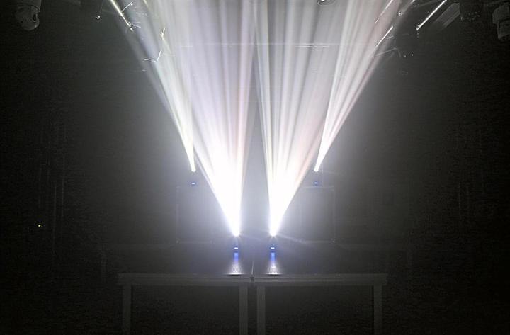 Image du produit BeamZ Panthère 25 (Célibataire)