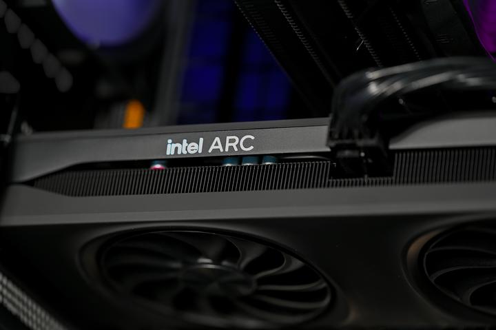 Actual product image Actina 5901443410270 PC AMD Ryzen™ 5 7500F 32 GB DDR5-SDRAM 1 TB SSD Intel Arc B580 Midi Tower Black (AMD Ryzen 5 7500F, 32 GB, 1000 GB, Arc A380)