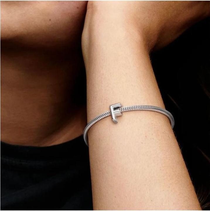 Produktbild Pandora Letter F Charm (Silber)