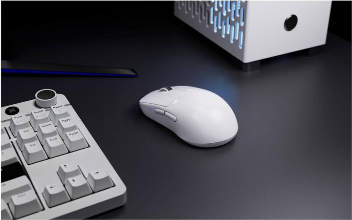 Actual product image Pulsar X2H v3 - Medium Size 2 (Wireless, Cable)