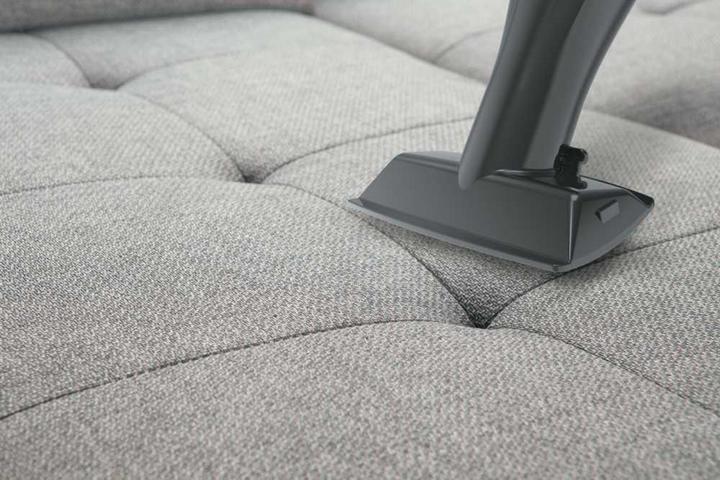 Produktbild Hoover Akku-Besenstaub HF18RXL 011