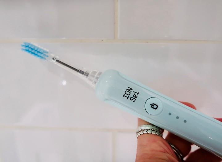 Image du produit ION-Sei IET01LB (Brosse à dents sonique)